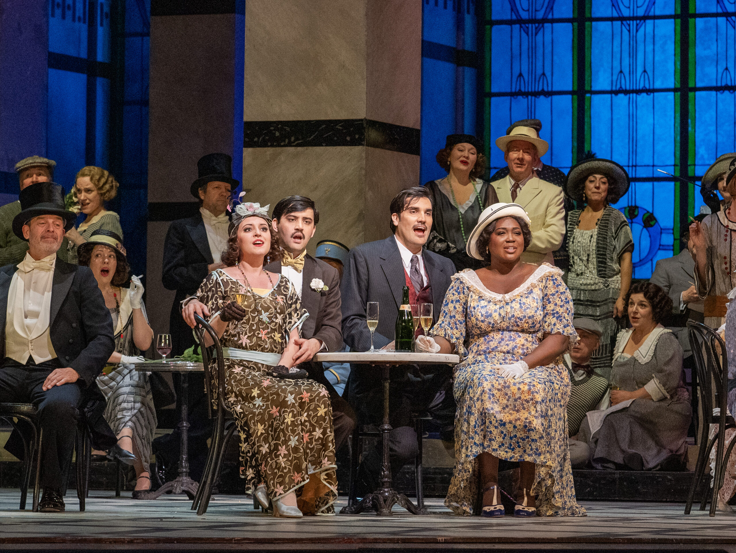 A night of debuts, a night of Puccini